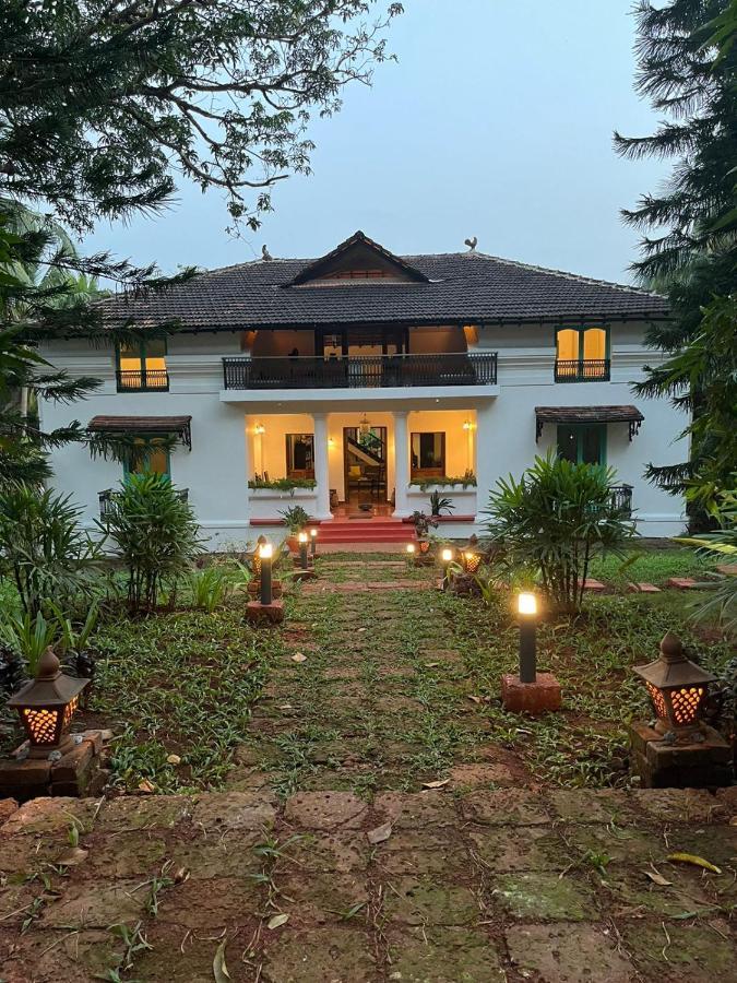 Island House Goa Hotel Goltim Buitenkant foto
