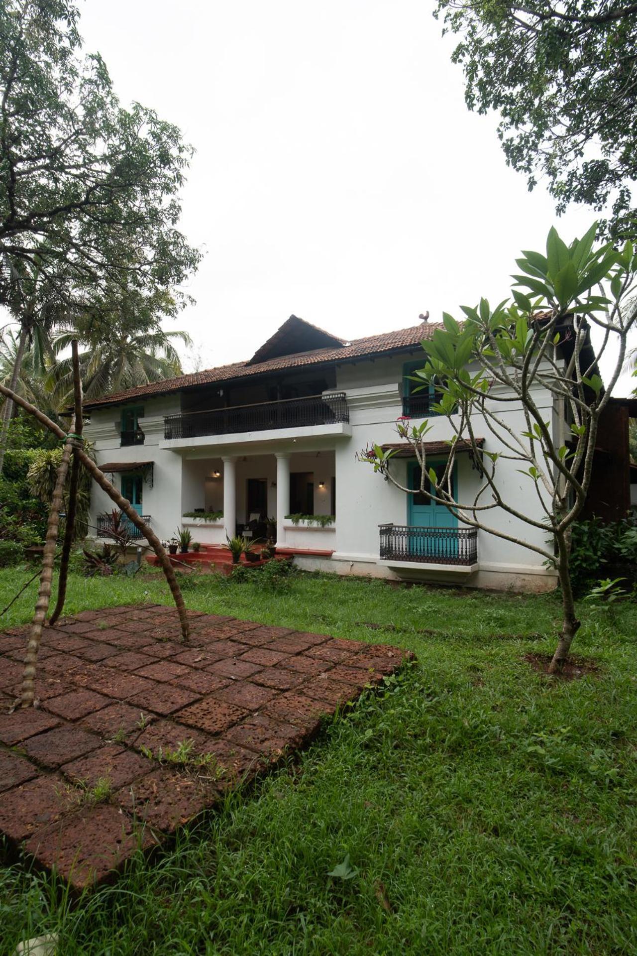Island House Goa Hotel Goltim Buitenkant foto
